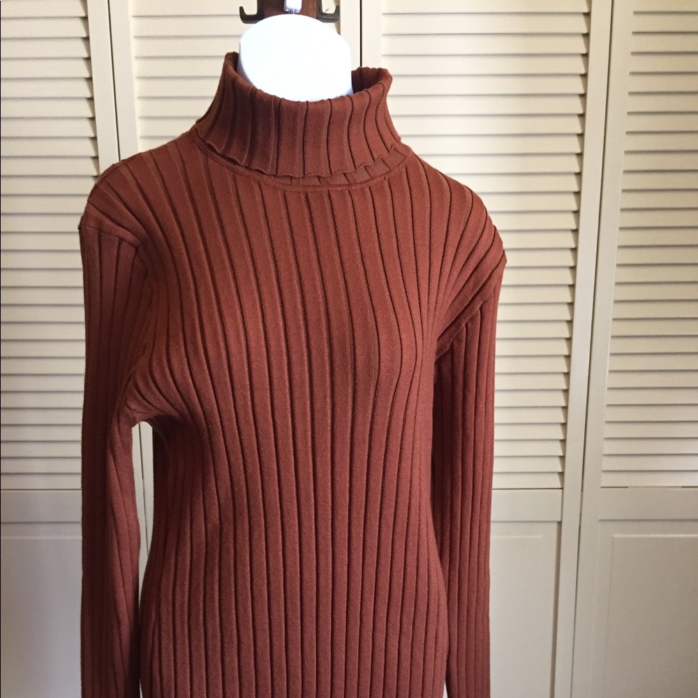 ABOLLRIA Turtleneck sweater